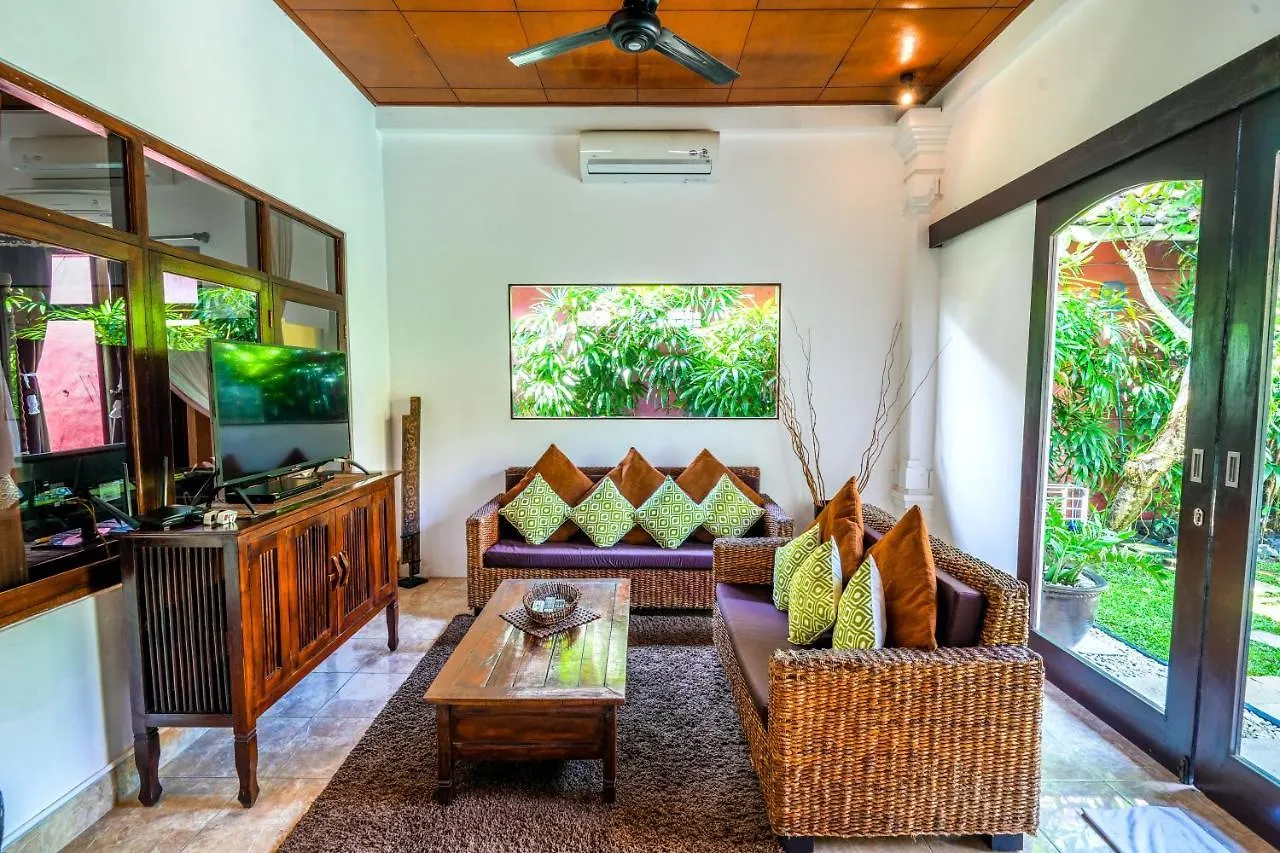 Villa Monti - Legian - Seminyak - Lovely 2 Bedroom Villa - Great Location ! 0*, Seminyak (Bali)