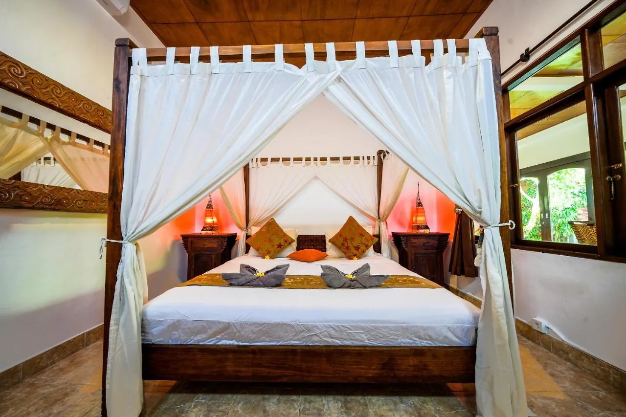 Villa Monti - Legian - Seminyak - Lovely 2 Bedroom Villa - Great Location !